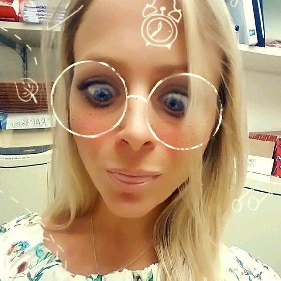 Meet your Posher, Robin - Picture 1 of 1